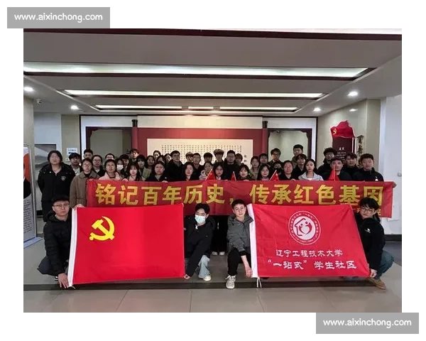 微党课精彩瞬呈 传承红色基因激励青年奋进